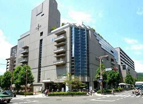 【京都市山科区竹鼻扇町のマンションのスーパー】