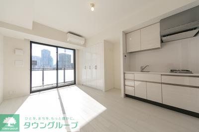 【港区赤坂のマンションの居室・リビング】