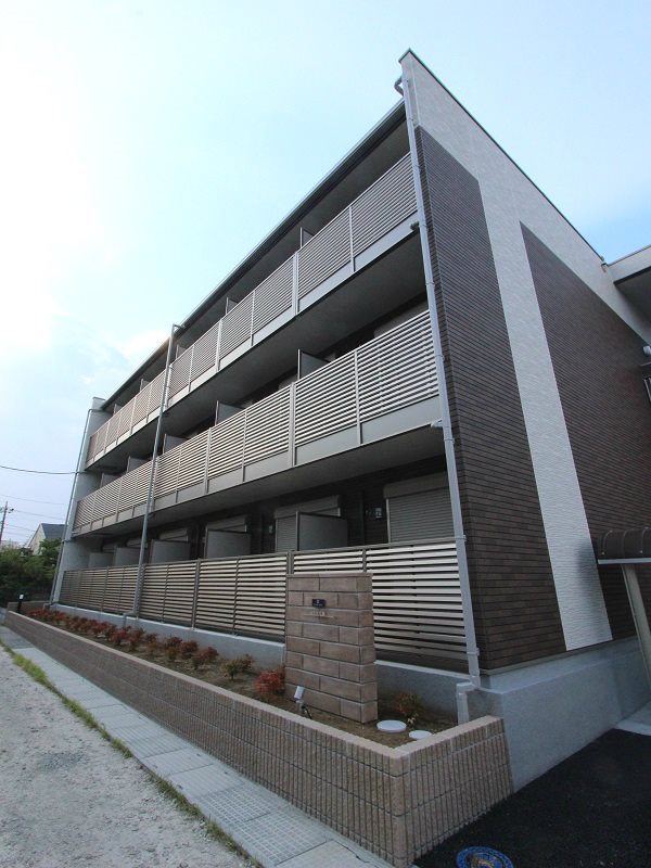 建物外観　建築中