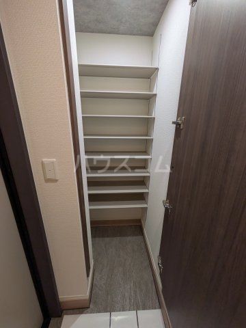 アニヴェルセル_内装_4