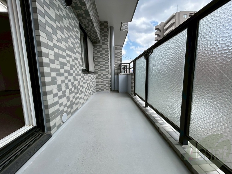 バルコニー　バルコニーです。洗濯物を干したり一息ついたりできますね！