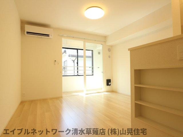 居室・リビング　ゆったりとした居間です