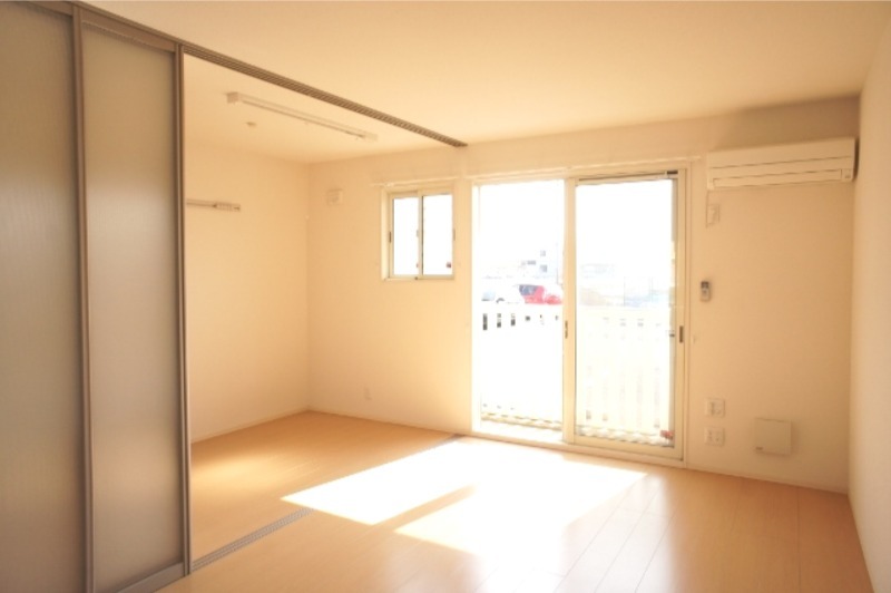 居室・リビング　図面と現状に相違がある場合には現状を優先