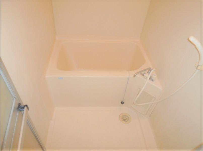 バス・シャワールーム　お風呂で日々の疲れを落としましょう