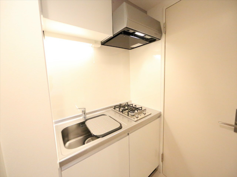 キッチン　システムキッチン（ガス2口）冷蔵庫・レンジ等ご用意できます