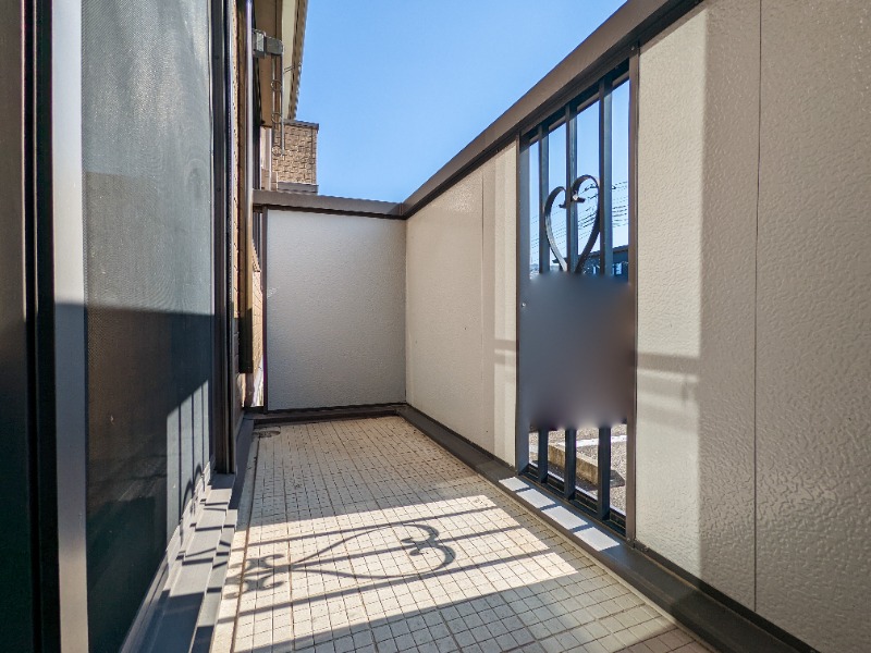 バルコニー　図面と現状に相違がある場合には現状を優先