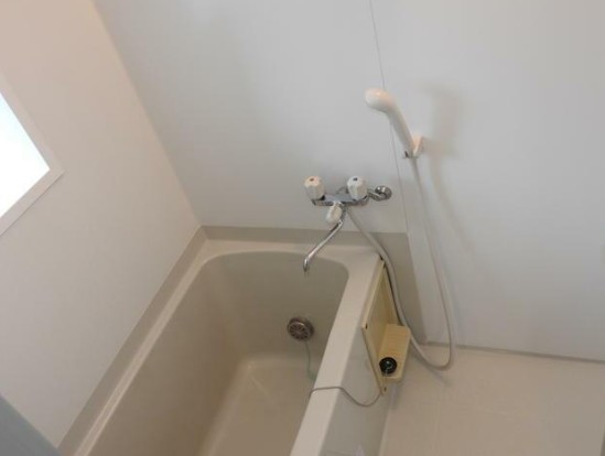 バス・シャワールーム　追い焚き機能あり！