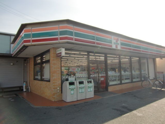 コンビニ　セブンイレブン浜松アリーナ前店（コンビニ）まで311m