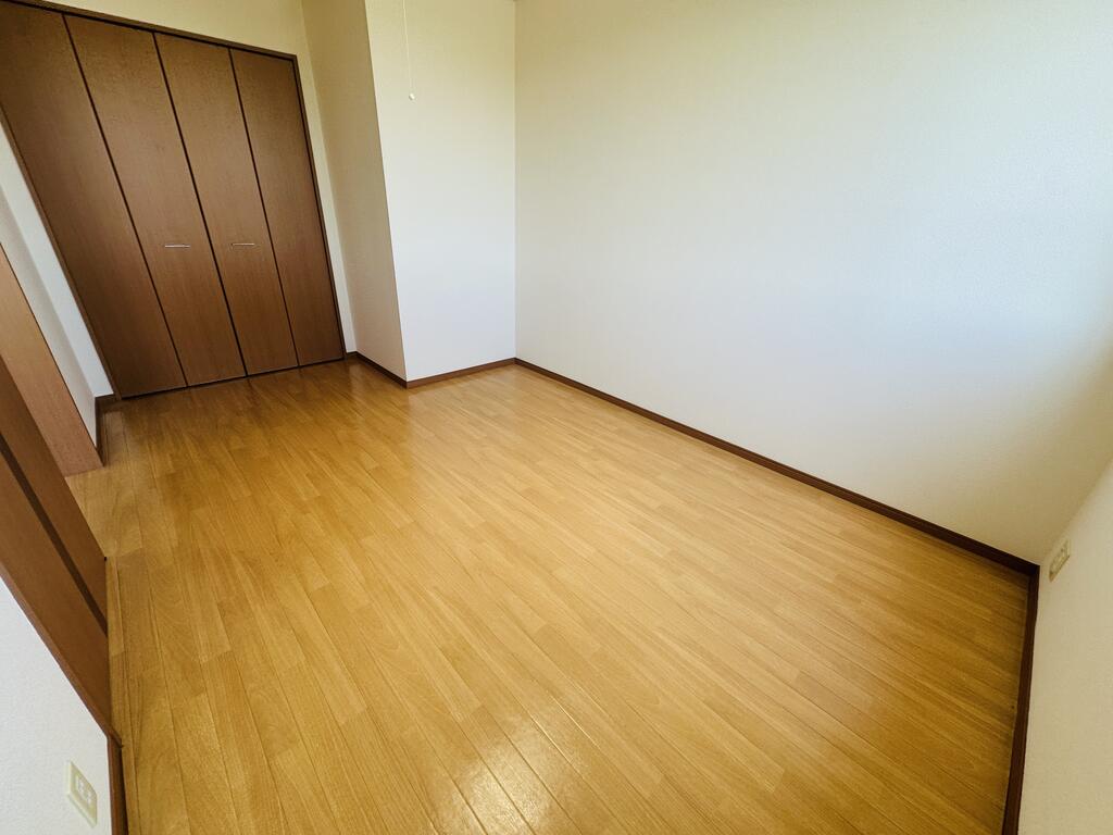 その他部屋・スペース　南側洋室