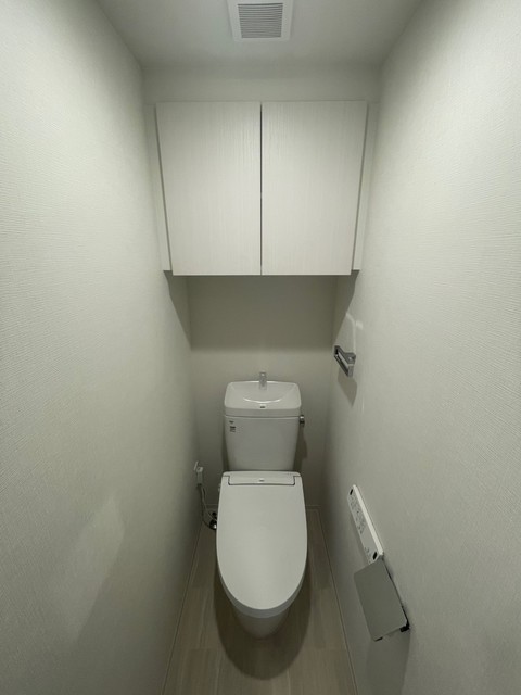 トイレ　反転タイプ