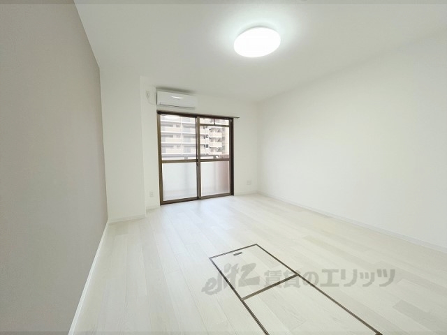 居室・リビング　洋室