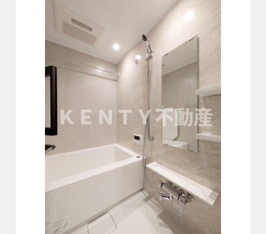 バス・シャワールーム　浴室