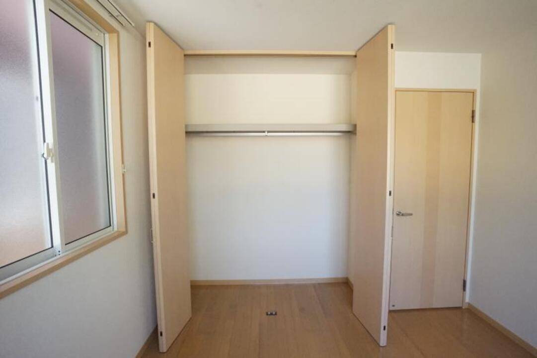 収納　クローゼット