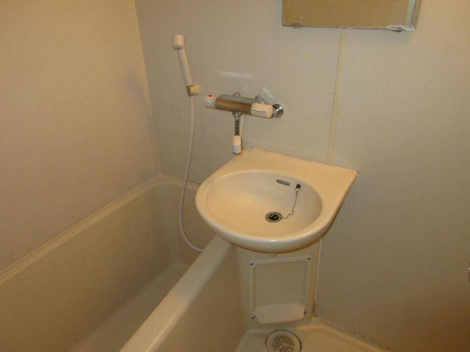 バス・シャワールーム　浴室