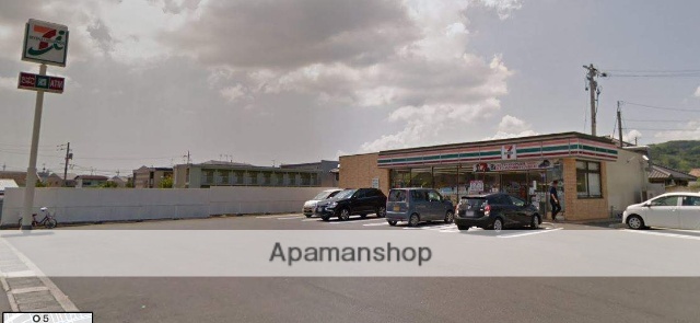 コンビニ　セブンイレブン倉敷連島中央３丁目店（コンビニ）まで251m