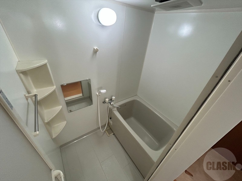 バス・シャワールーム　バスルーム