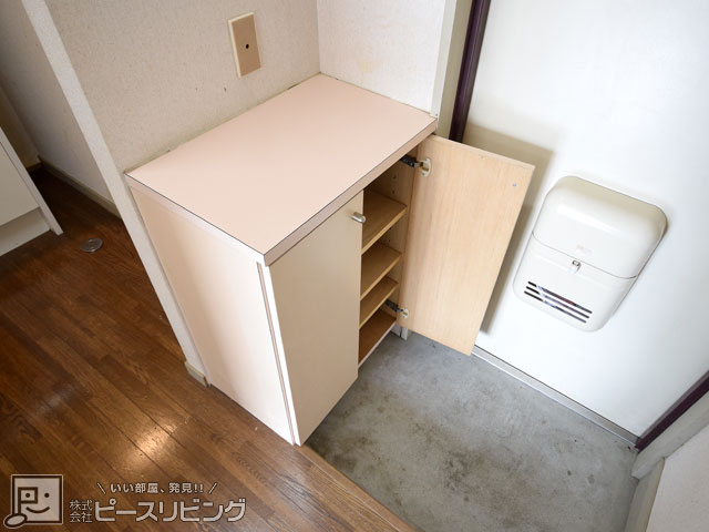 玄関　シティハイツ助任 ※同タイプの室内写真