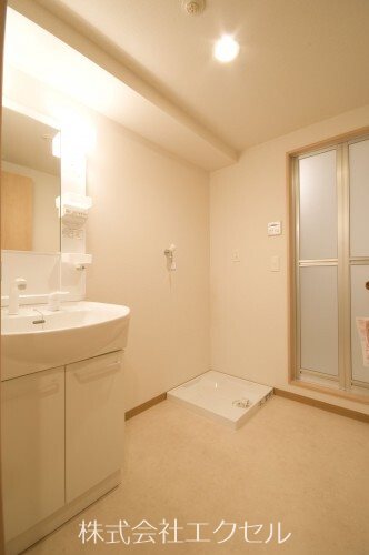 洗面設備　温水洗浄便座付き