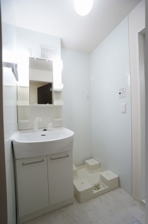 洗面設備　※別部屋参考写真