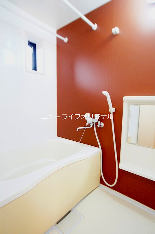 バス・シャワールーム　追い焚き機能付きのバスルームでいつでもゆったりバスタイム☆