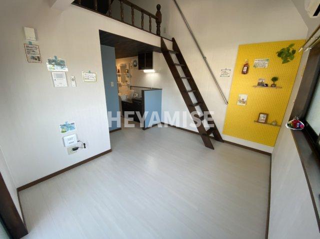 居室・リビング　※同間取りの別の階のお部屋の画像です※現況を優先します