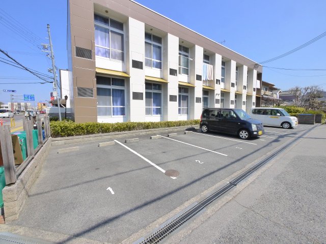 駐車場　駐車場があります