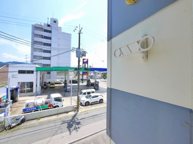 バルコニー　開放的で明るい空間を演出してくれるバルコニーです