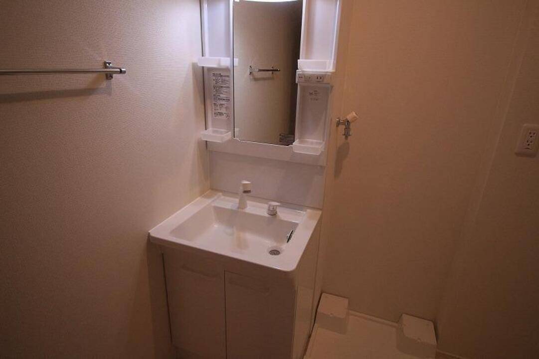 その他部屋・スペース　洗面所