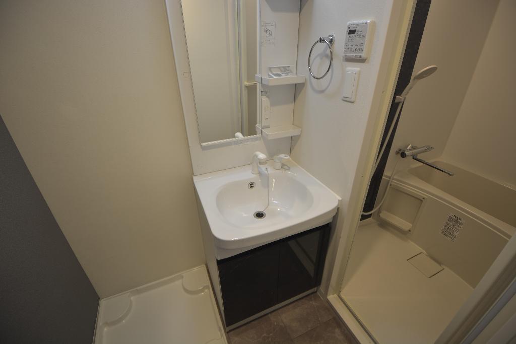 洗面設備　洗髪洗面化粧台