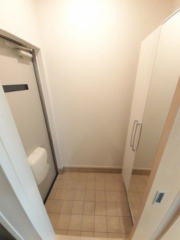 玄関　シューズボックス付きの玄関です★