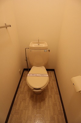 トイレ　※別部屋参考写真