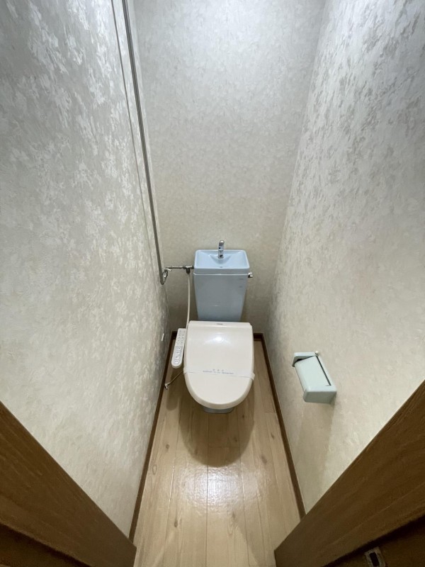 トイレ　トイレ