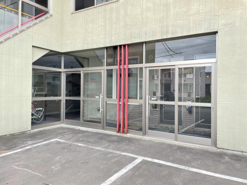 エントランス　エントランス