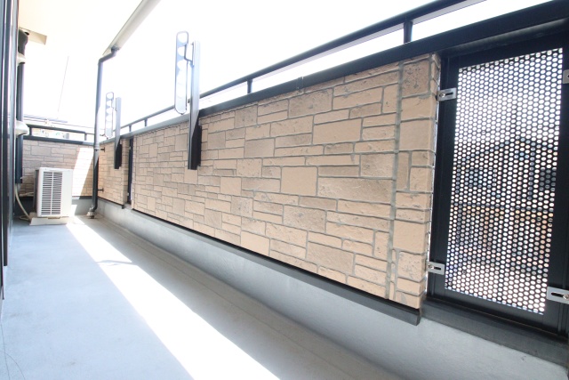 バルコニー　※別室の参考写真の為、現況優先です。