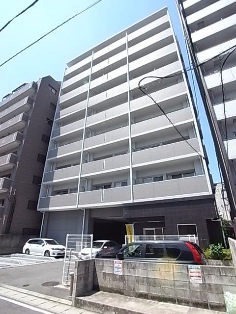 建物外観　ハウスメイトの管理物件♪ご入居後２４時間のコールセンターあり