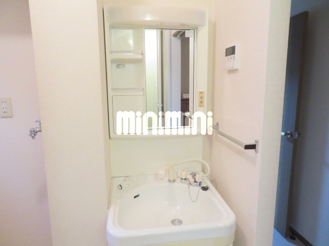 洗面設備　洗髪洗面化粧台