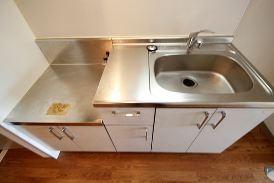 キッチン　※別部屋の写真です