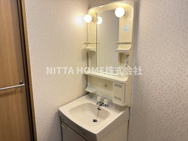 洗面設備　独立洗面化粧台も完備◆
