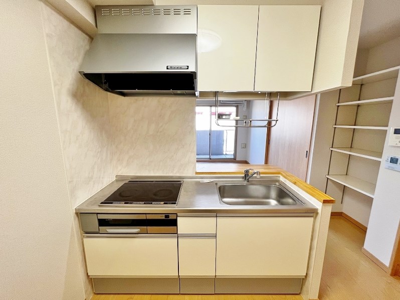 キッチン　★３口ＩＨシステムキッチン(グリル付)★