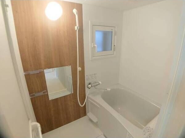 バス・シャワールーム　きれいなお風呂で快適バスタイム♪