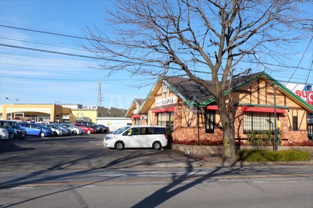 飲食店　コメダ珈琲店 鹿沼店（飲食店）まで1078m