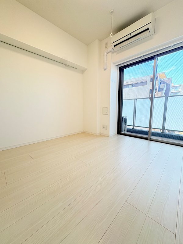 居室・リビング　☆広々とした居室になります☆