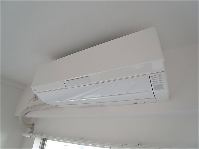 その他設備　エアコンは何と2台も完備