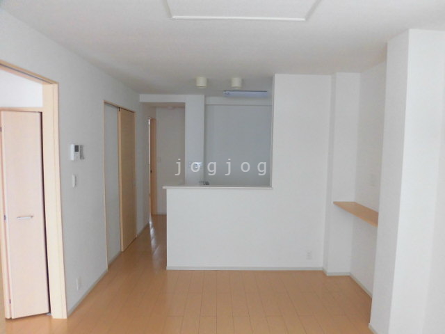 居室・リビング　るいじ