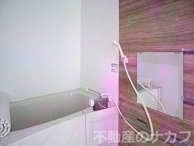 バス・シャワールーム　※同タイプの部屋写真です