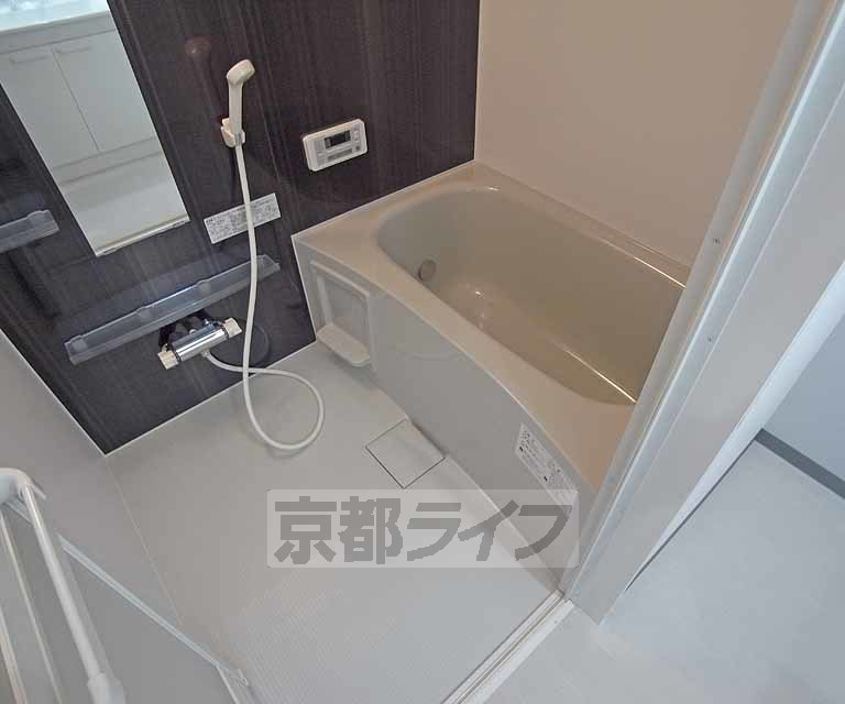 バス・シャワールーム　ユニットバスも新しくなりました