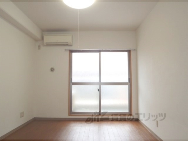 居室・リビング　居室