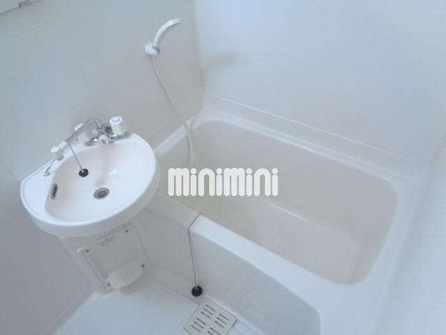 バス・シャワールーム　ゆったりつかれる浴槽付き