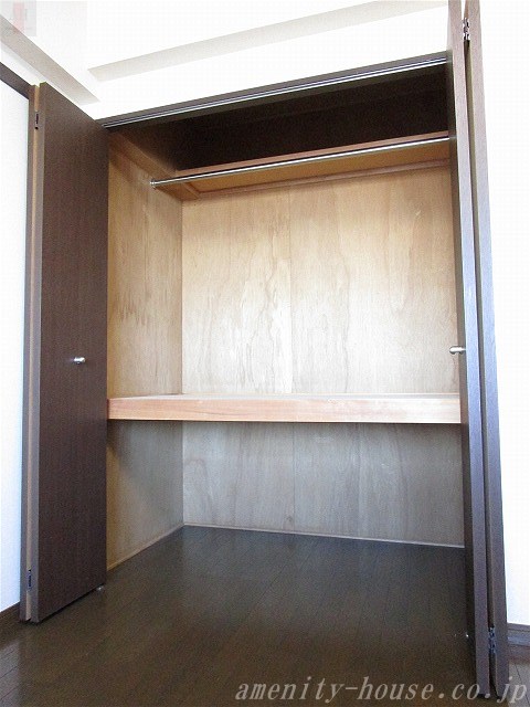 収納　●洋服がたくさん収納可能なクローゼットは２箇所あります！