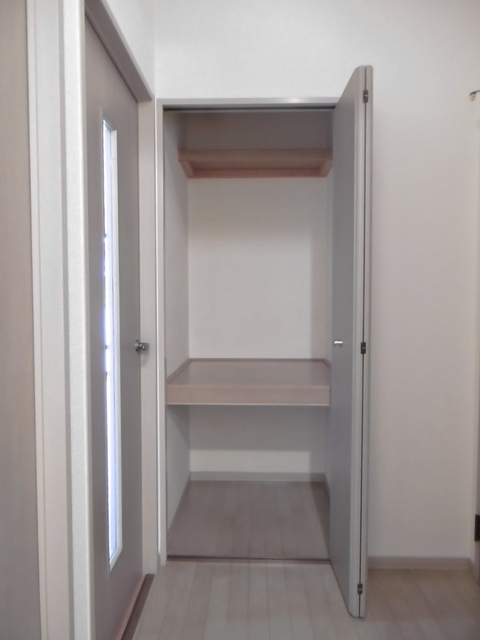 その他設備　玄関収納です